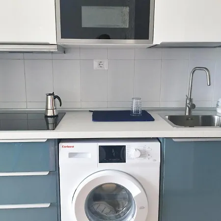 Torres Del Castillo, 208marina *