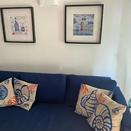 Torres Del Castillo, 208marina